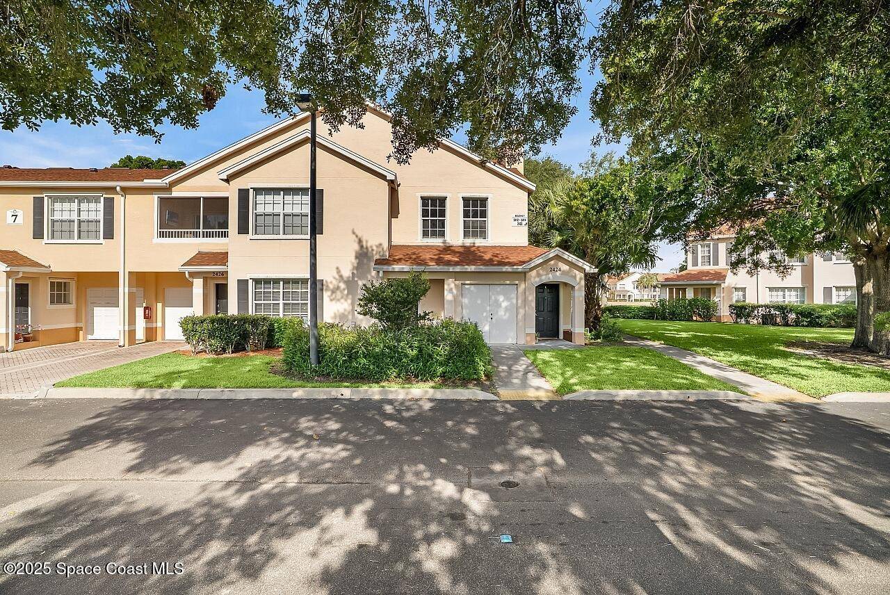 2416 57th CIR, Vero Beach, FL 32966