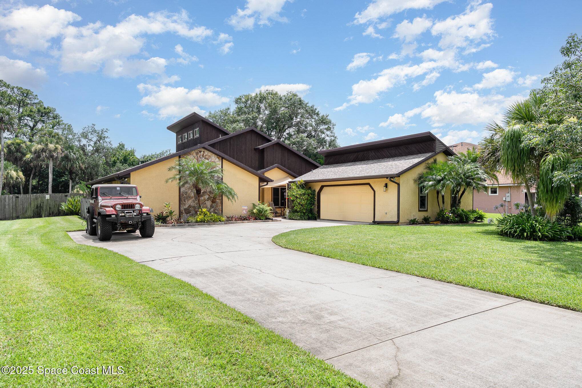 Cocoa, FL 32926,2515 Fairfield DR