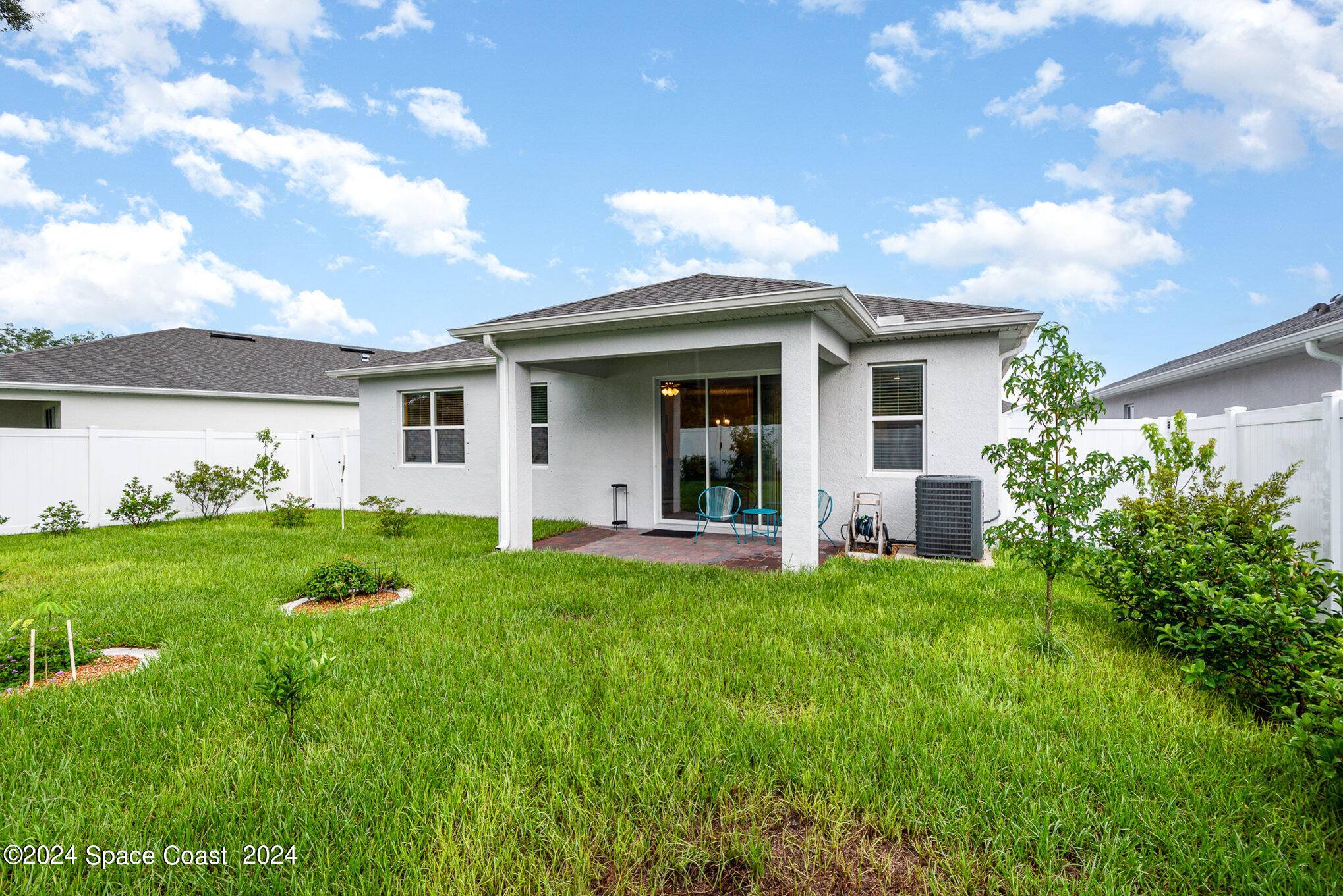 Titusville, FL 32780,2190 Arctic CIR