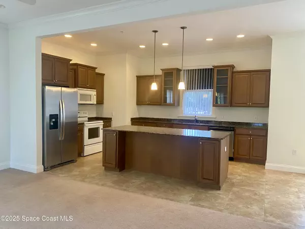 Palm Bay, FL 32905,870 Vignoles AVE NE #1