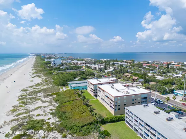Cocoa Beach, FL 32931,1525 S Atlantic AVE #401