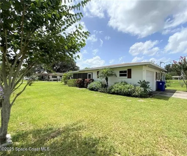 Eagle Lake, FL 33839,612 E Pearce AVE