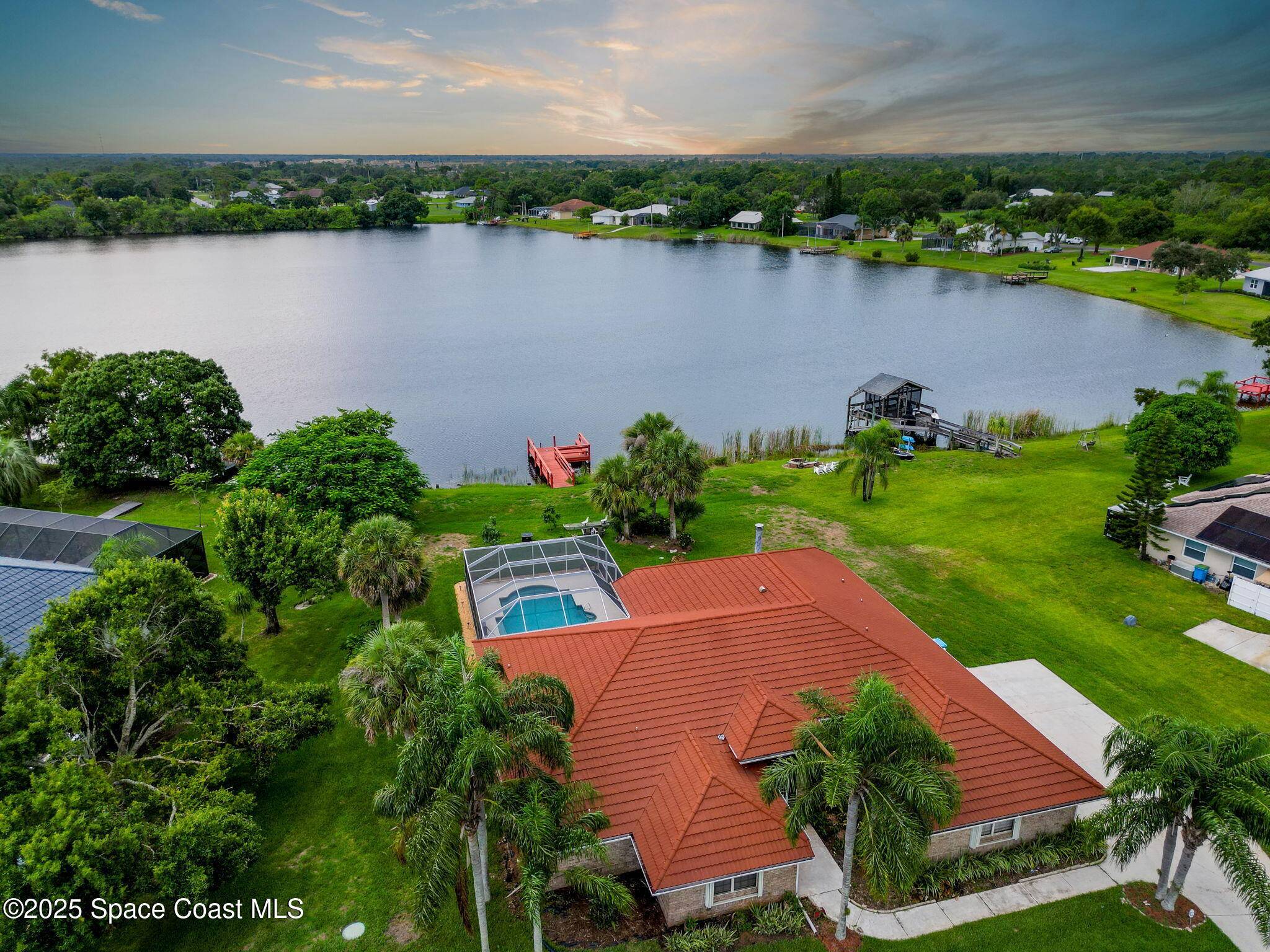 Grant-valkaria, FL 32909,405 Lake View LN