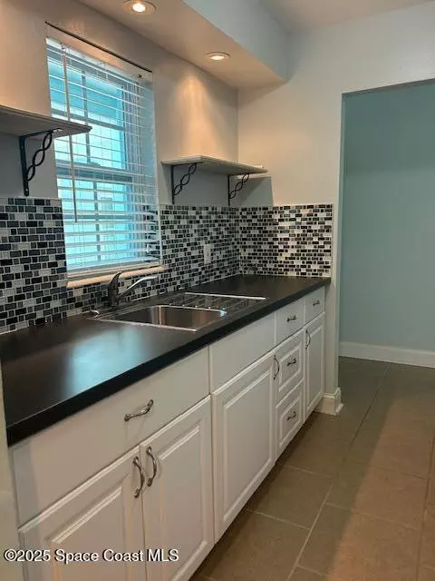 Cape Canaveral, FL 32920,351 Taylor AVE #E5