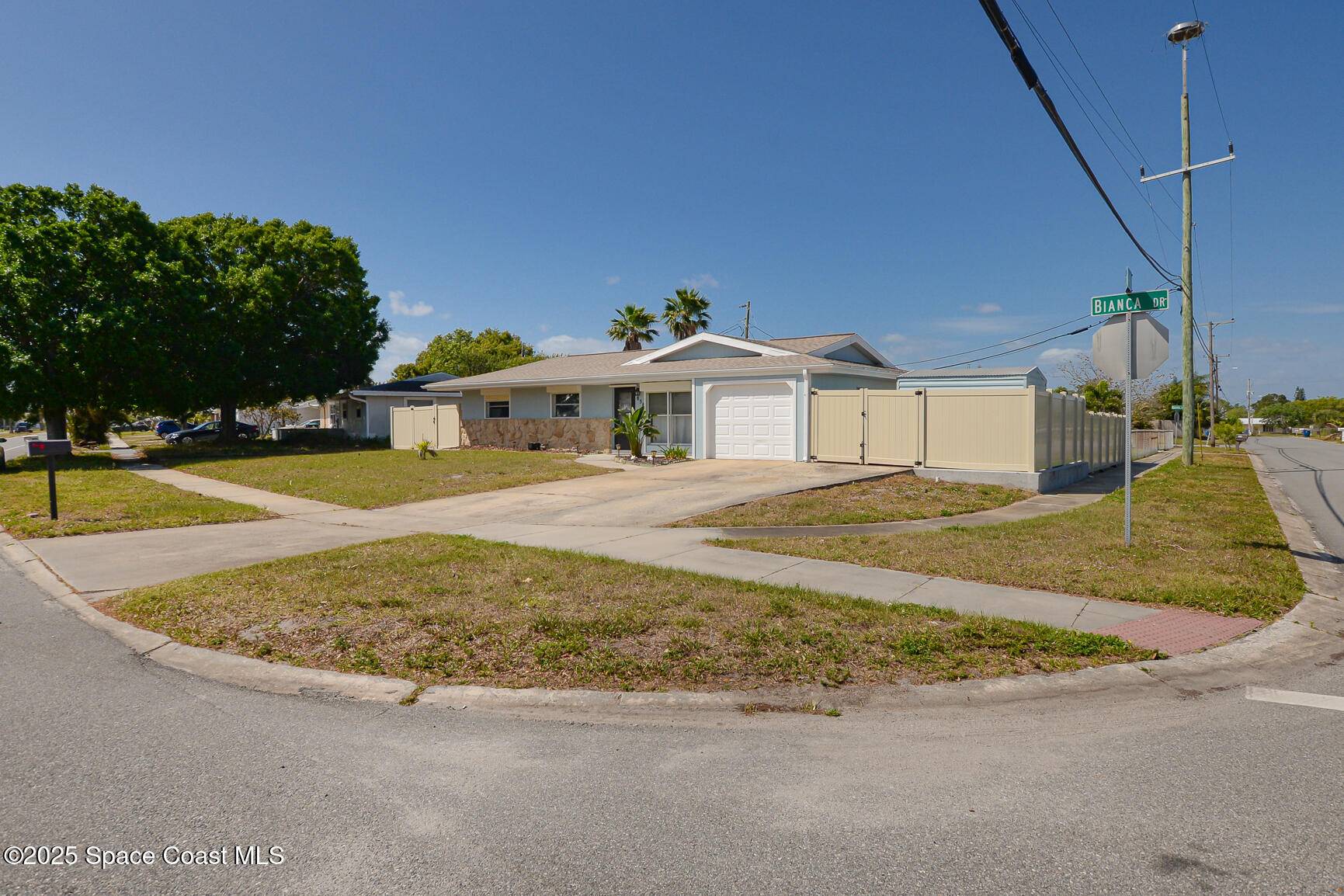 Palm Bay, FL 32905,858 Bianca DR NE