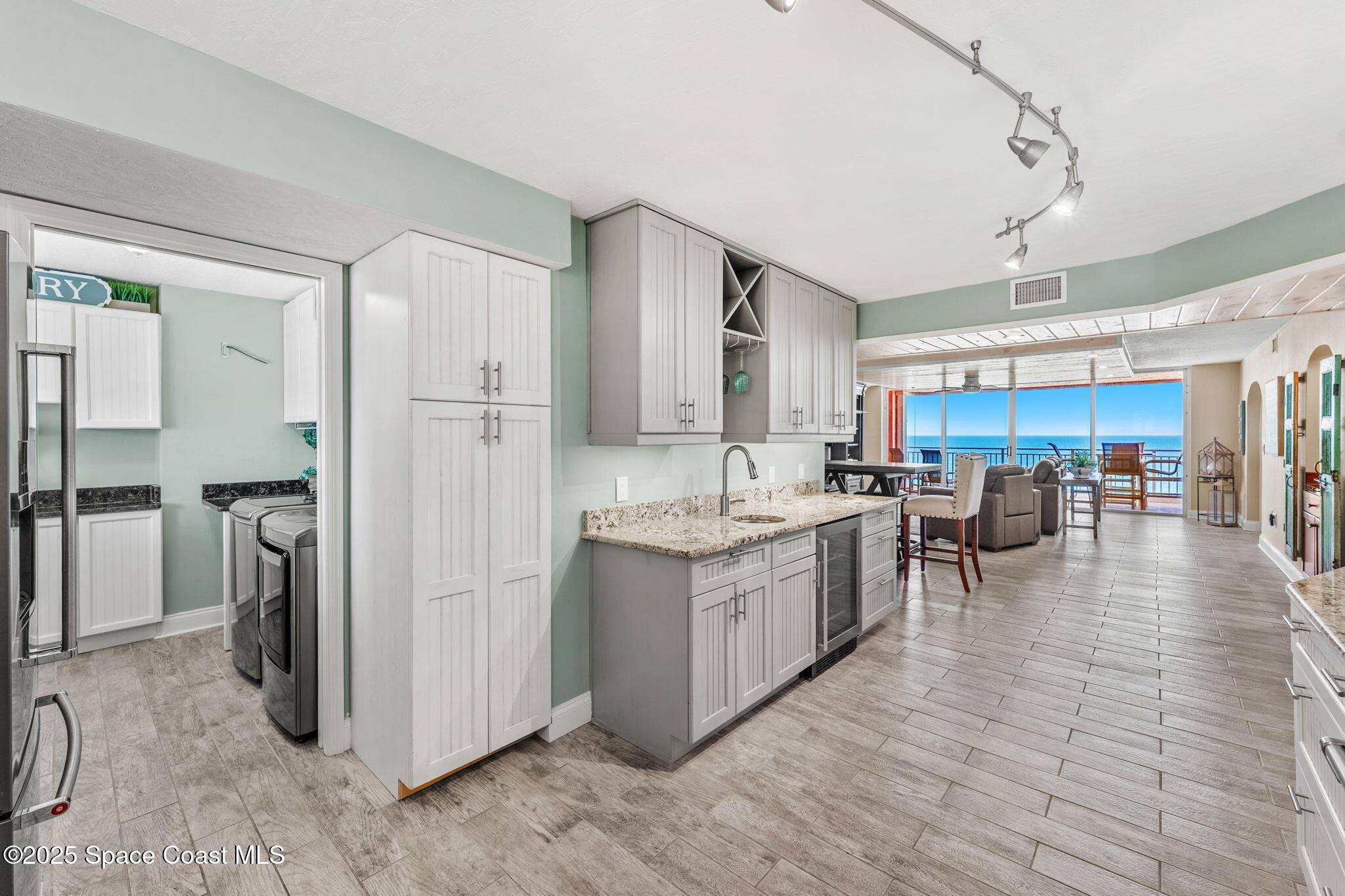 Melbourne Beach, FL 32951,5635 Highway A1a #A802