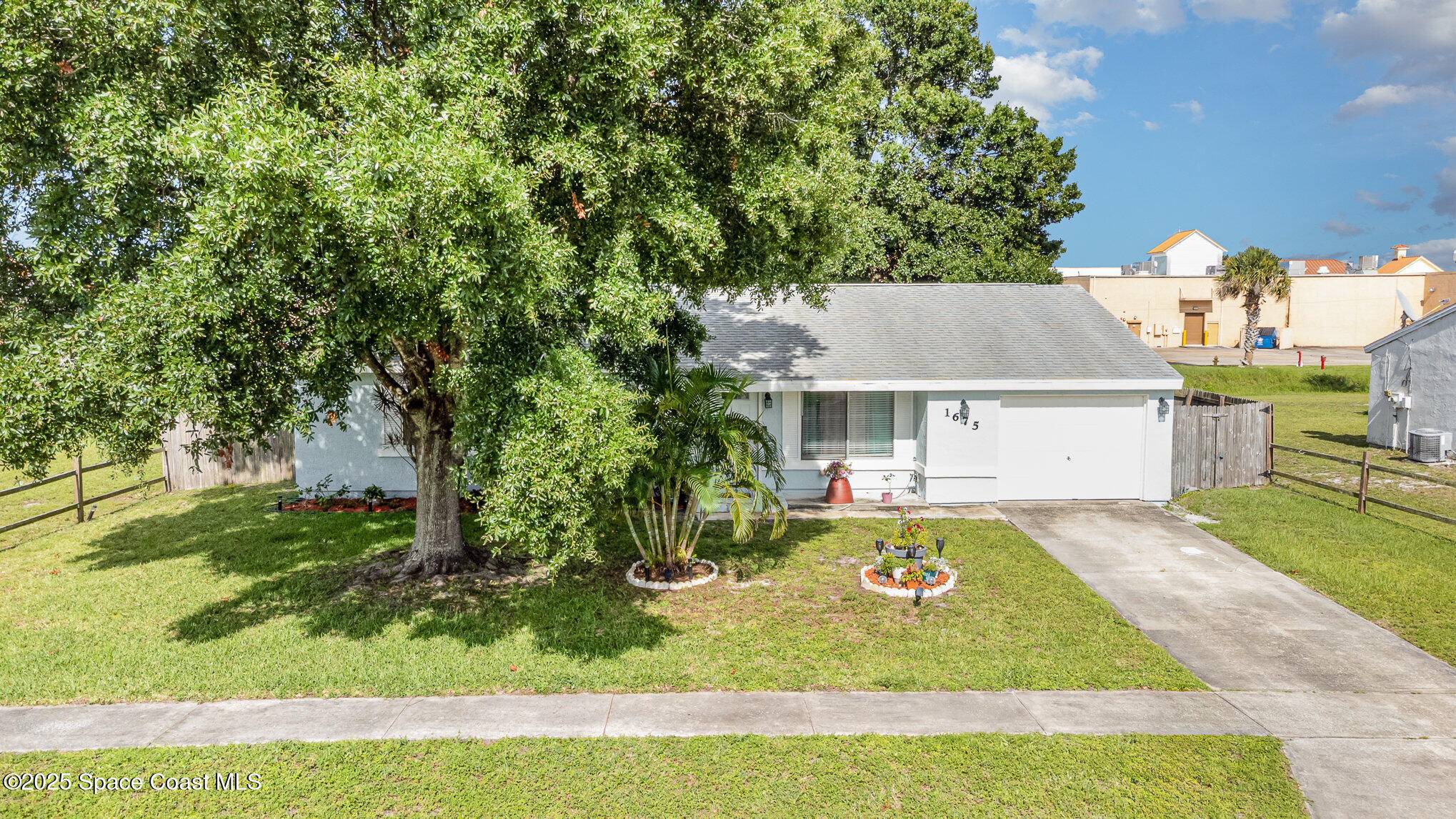 Palm Bay, FL 32905,1675 Fairfield CIR NE