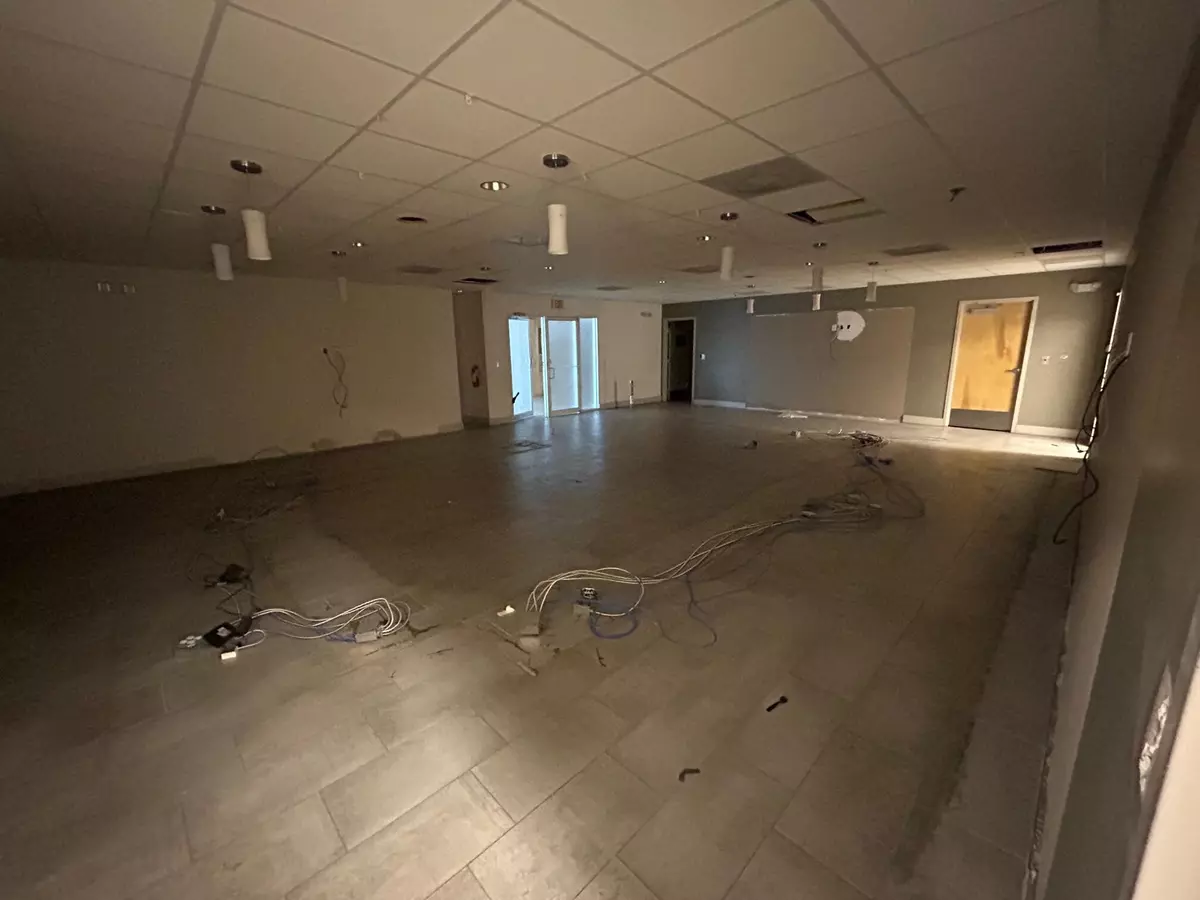 Melbourne, FL 32904,3300 W New Haven AVE #3300