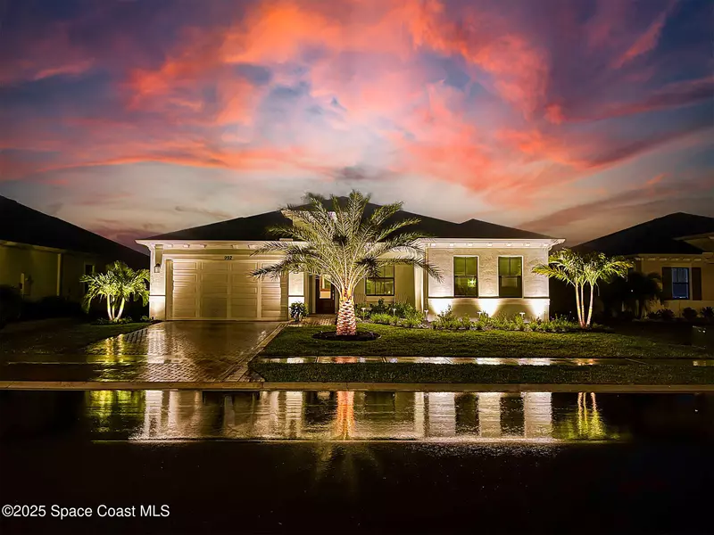 992 Great Belt CIR, Melbourne, FL 32940