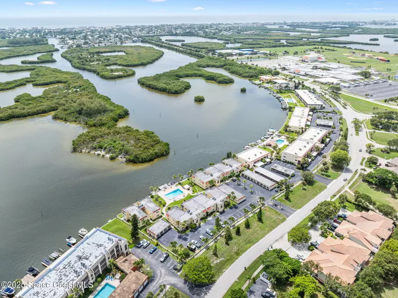 1727 Minutemen CSWY #108, Cocoa Beach, FL 32931