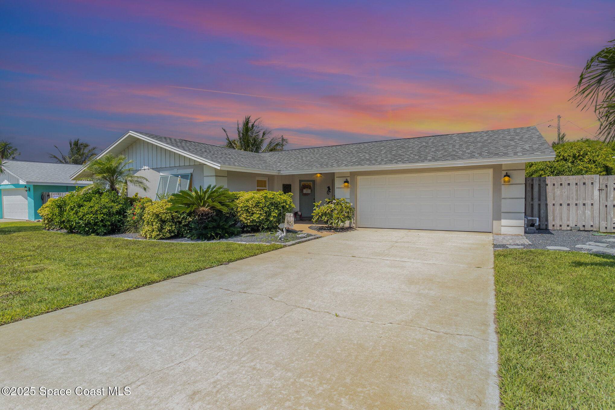 Satellite Beach, FL 32937,658 Hibiscus DR