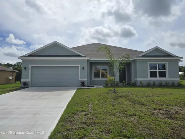 171 Battersea AVE NE, Palm Bay, FL 32907