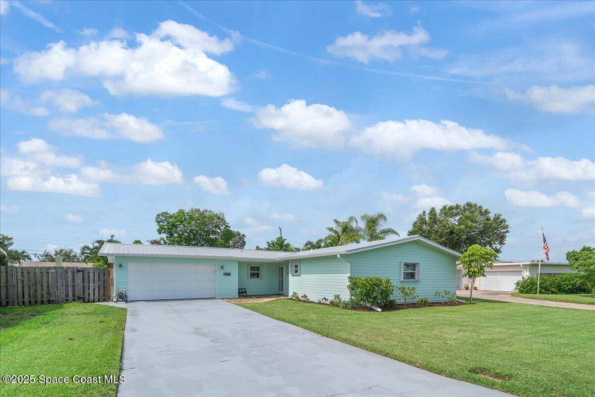 221 Timpoochee DR, Indian Harbour Beach, FL 32937