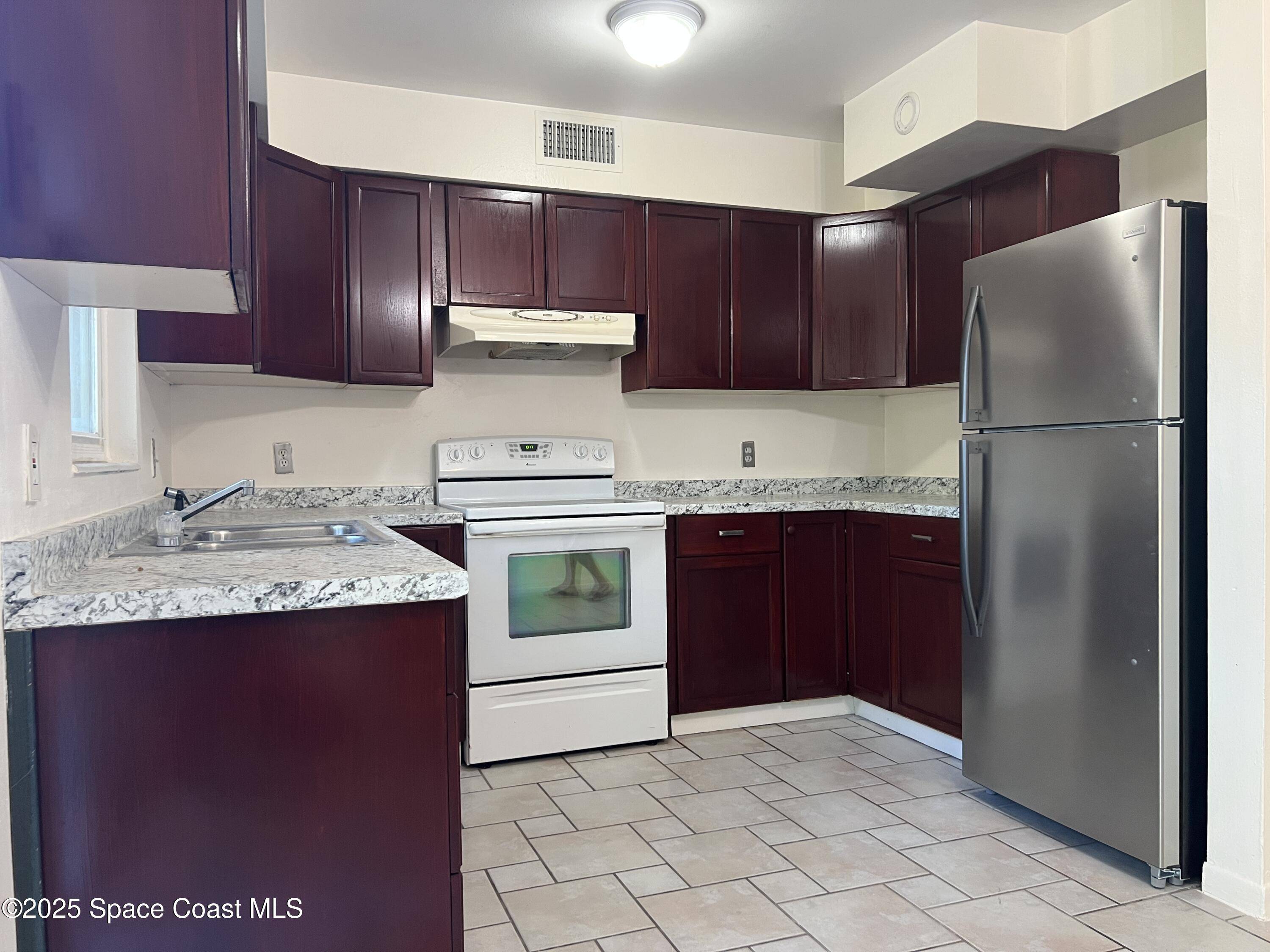 Merritt Island, FL 32952,130 Moore AVE