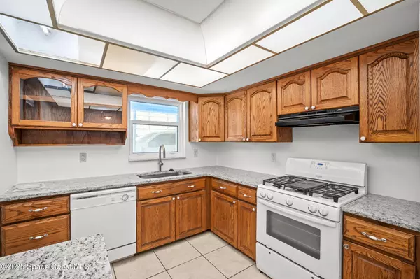 Merritt Island, FL 32953,2150 Topaz CT