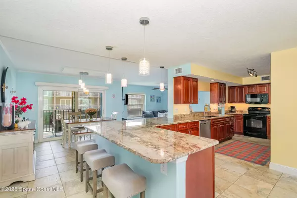 Cocoa Beach, FL 32931,4570 Ocean Beach BLVD #214  (44)