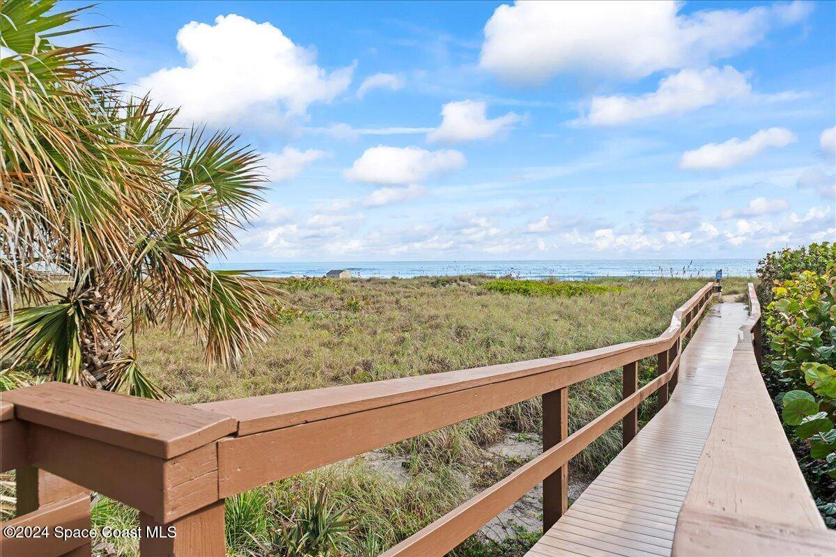Cocoa Beach, FL 32931,2020 N Atlantic AVE #316