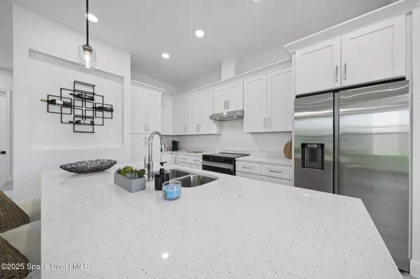 Melbourne, FL 32935,1370 Windchime LN