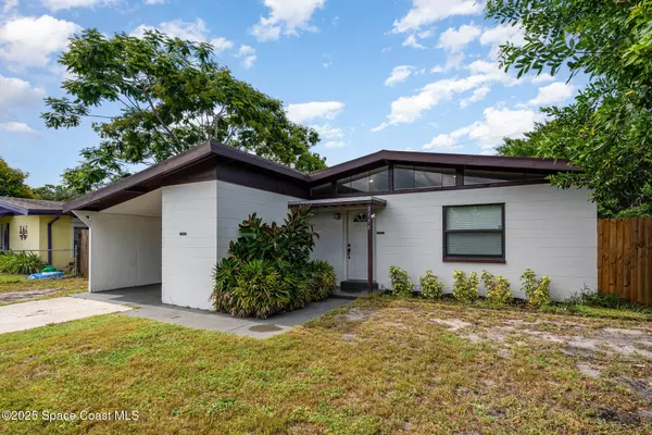 Melbourne, FL 32935,2158 Laden RD