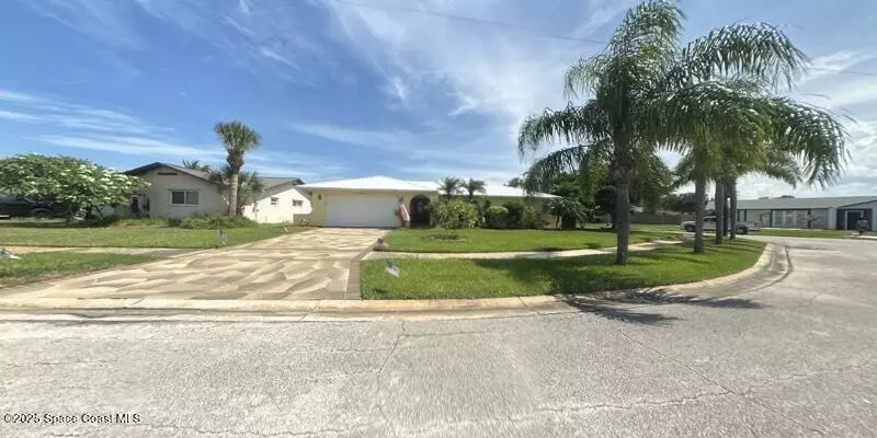 Satellite Beach, FL 32937,699 Bimini RD