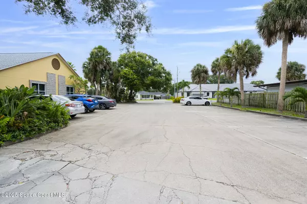 Melbourne, FL 32901,301 W Fee AVE