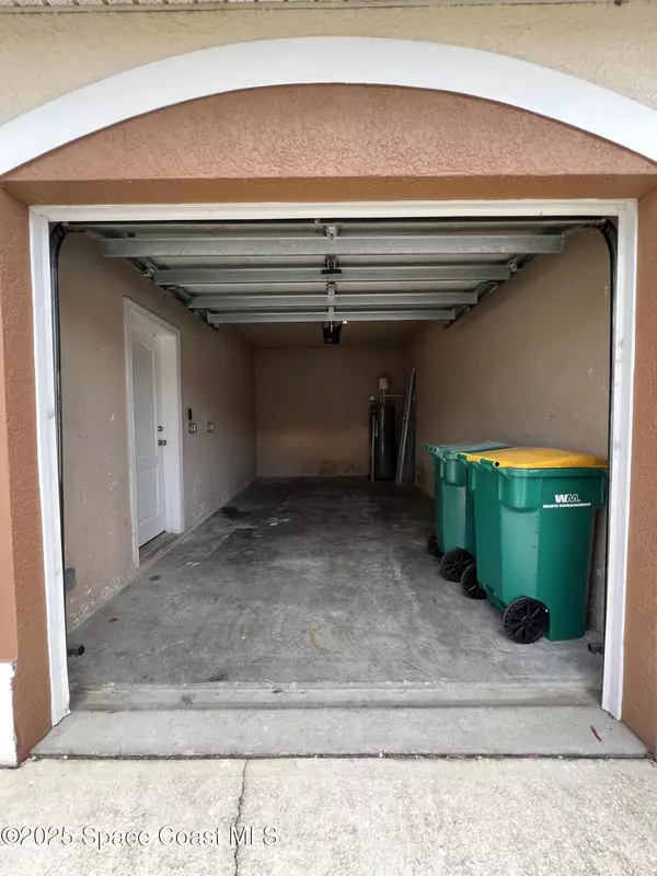 Melbourne, FL 32904,1040 Venetian DR #203