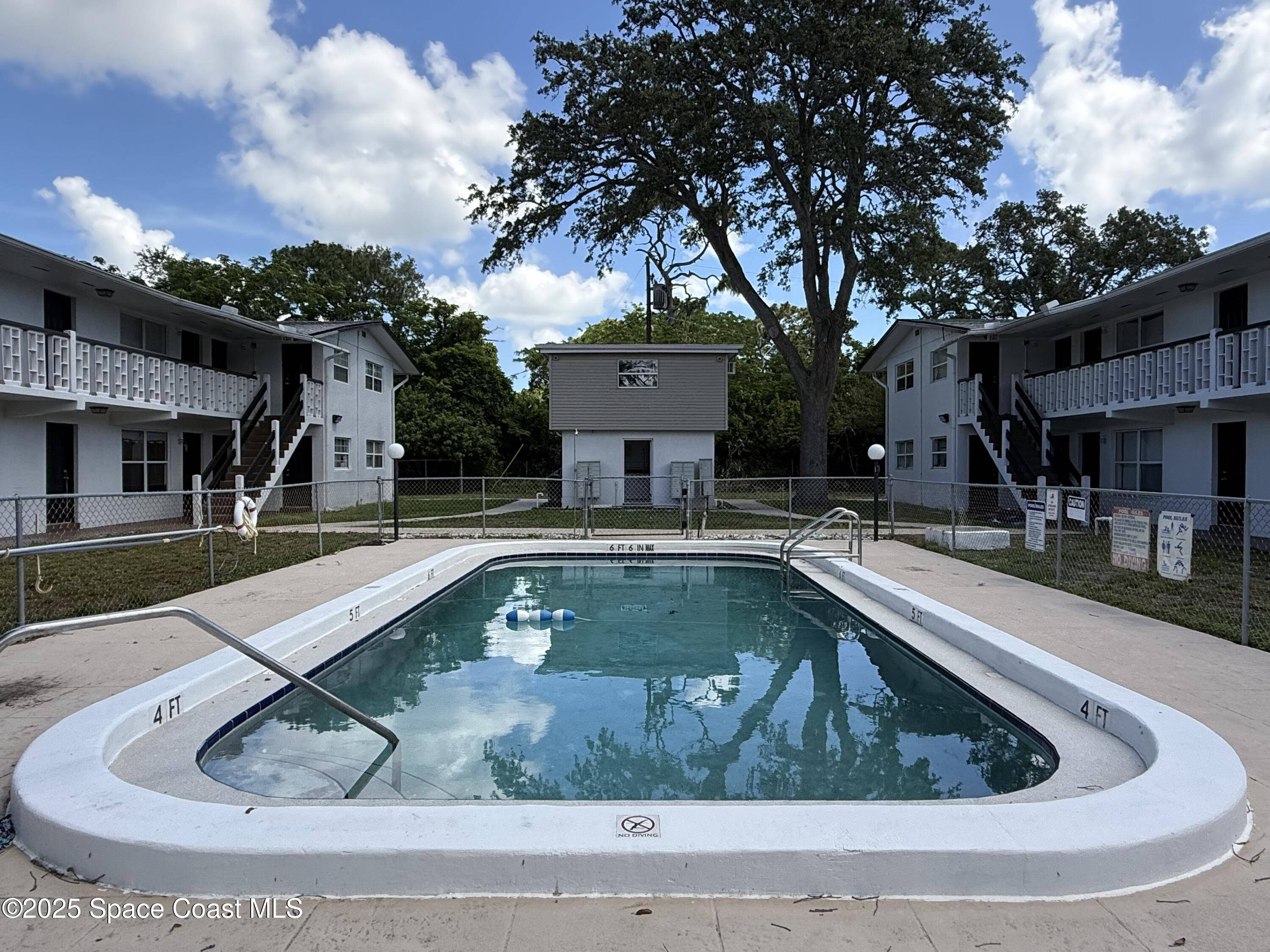 Melbourne, FL 32935,1440 Parkway DR #2a