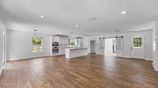 Malabar, FL 32950,985 Hall RD