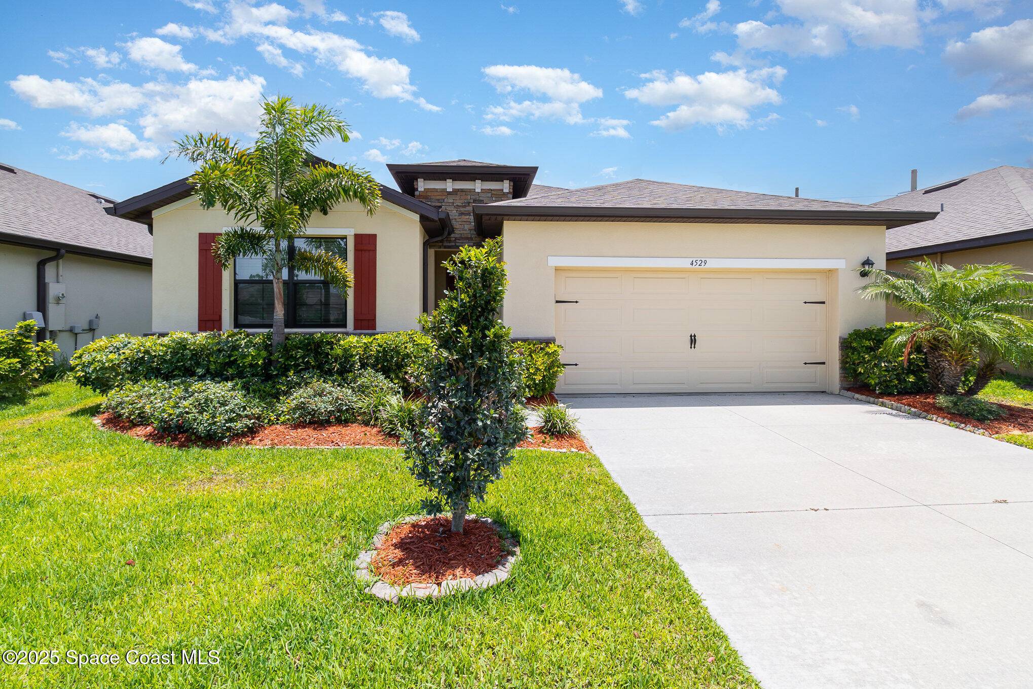 4529 Vermillion Dunes LN, Melbourne, FL 32904