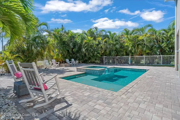 Cocoa Beach, FL 32931,14 Cottage CT