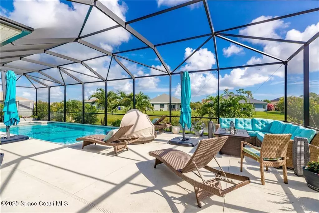 Vero Beach, FL 32967,5928 Sequoia CIR
