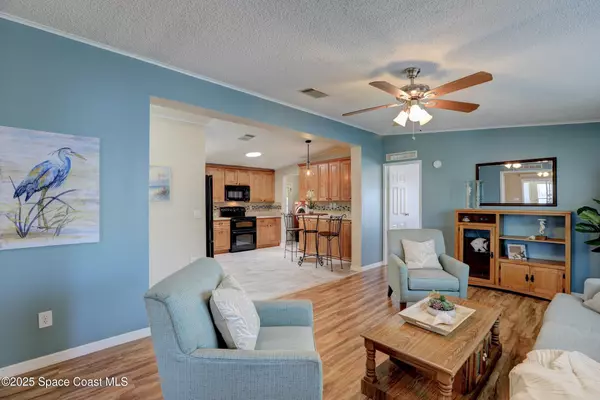 Barefoot Bay, FL 32976,338 Macadamia DR