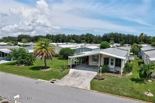 Barefoot Bay, FL 32976,338 Macadamia DR