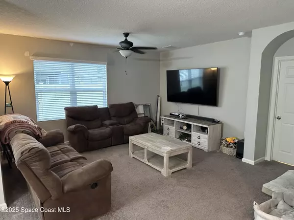 Rockledge, FL 32955,925 Newton CIR
