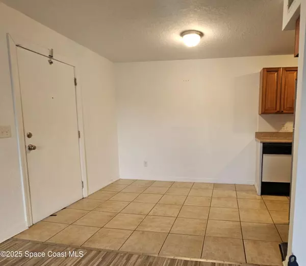 Palm Bay, FL 32905,2101 Forest Knoll DR NE #01-202