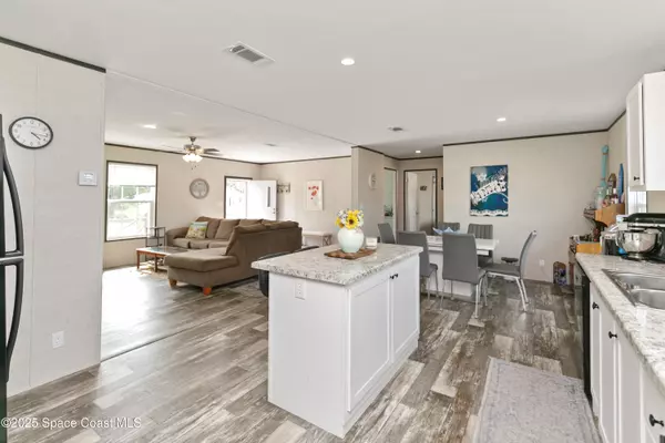 Mims, FL 32754,3263 Broughton AVE