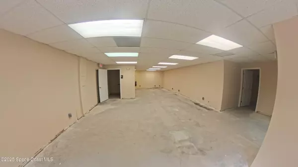 Melbourne, FL 32940,2825 Business Center BLVD