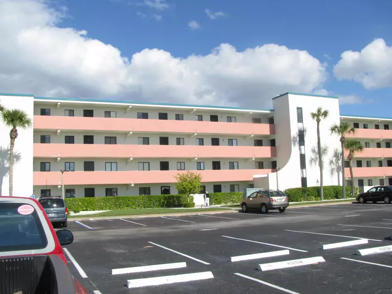 2465 S Washington AVE #303, Titusville, FL 32780