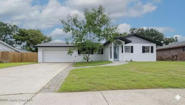 2510 White Oak LN, Titusville, FL 32780