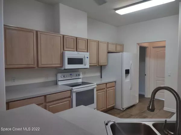 Rockledge, FL 32955,1792 Ladderback CT
