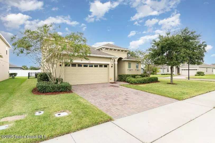 3833 Loon LN, Sanford, FL 32771