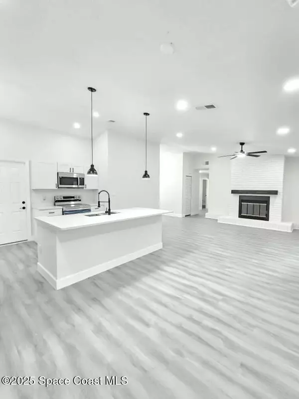 Titusville, FL 32796,1528 W Powder Horn Rd RD