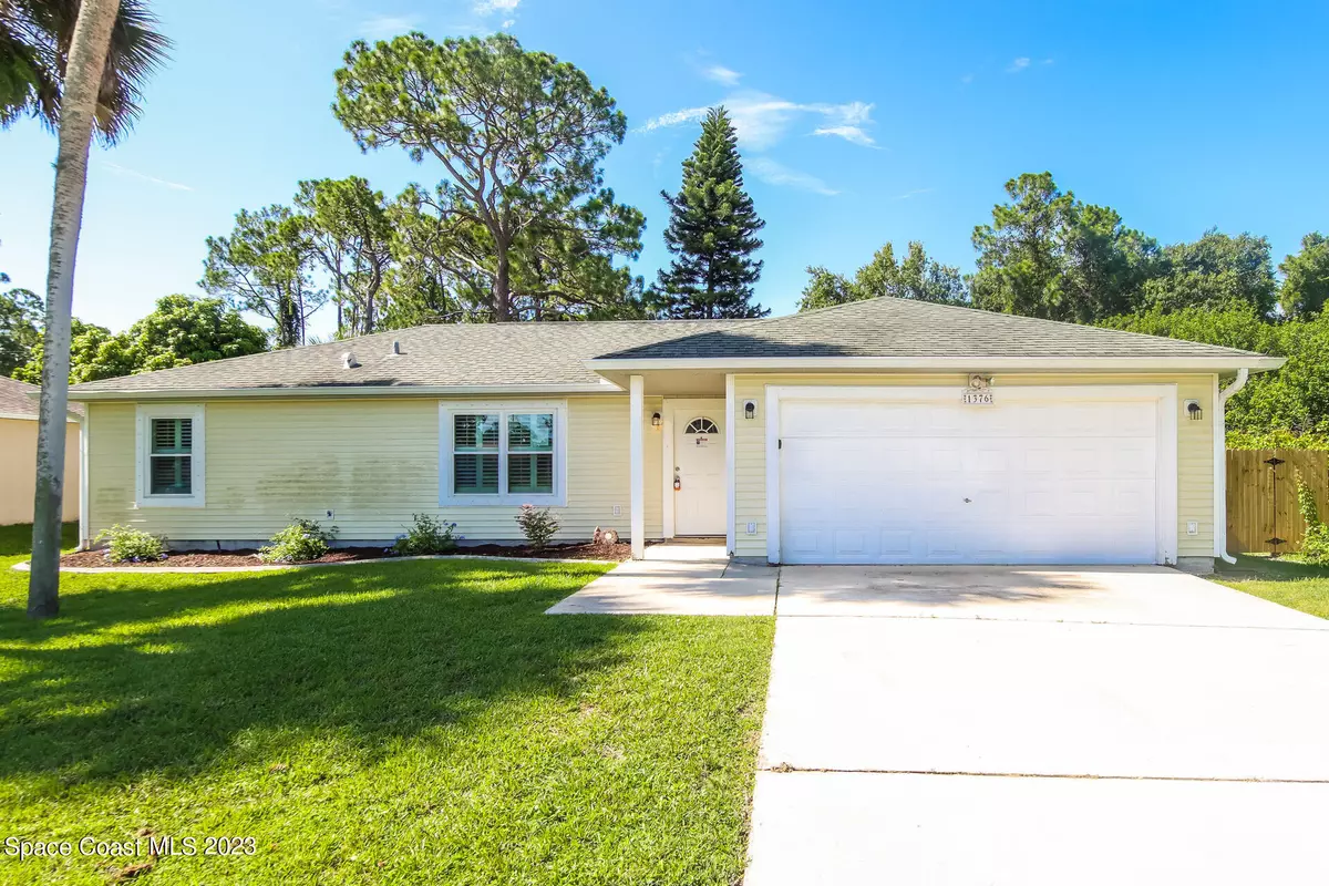 Palm Bay, FL 32907,1376 Hazel ST NW