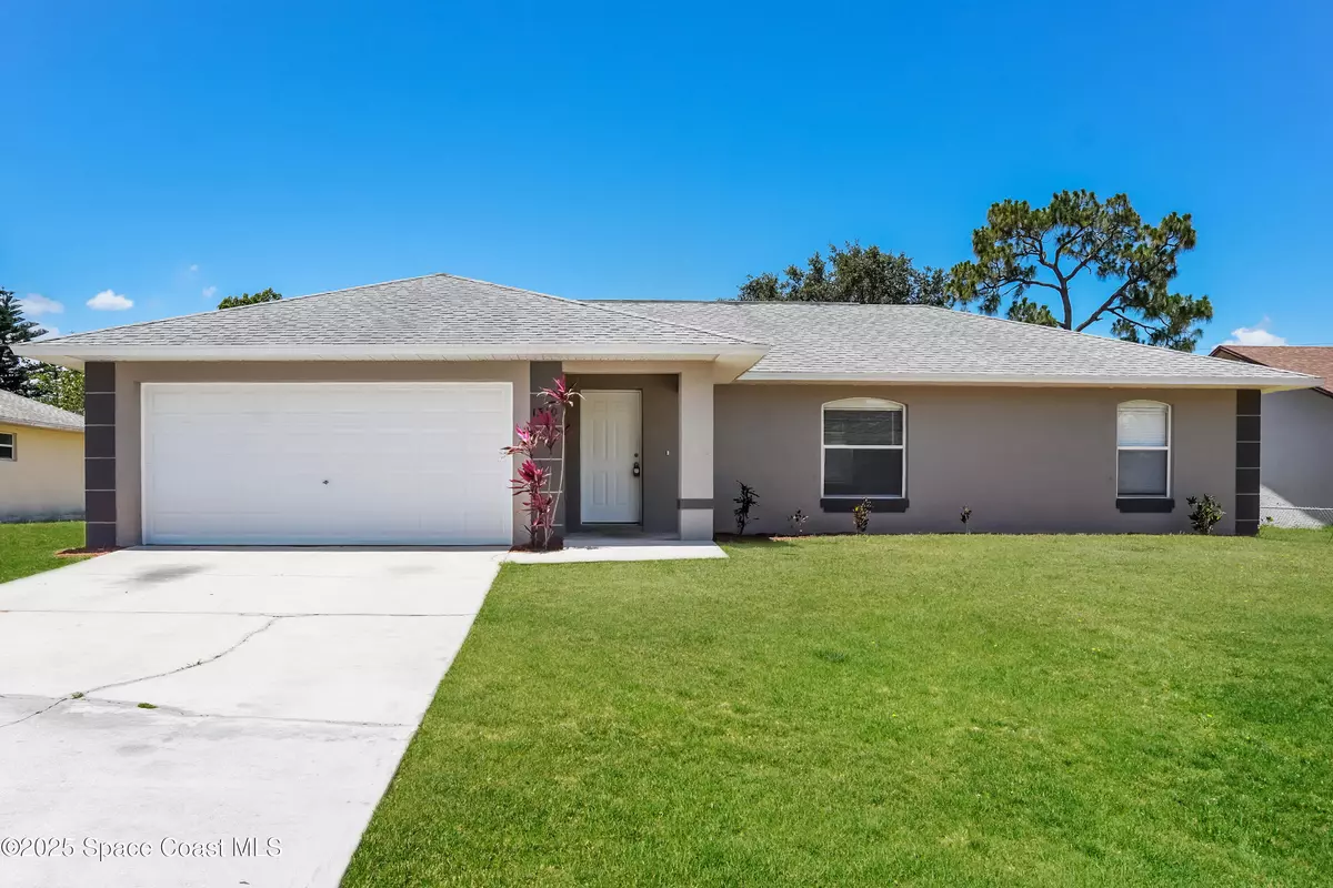 Palm Bay, FL 32907,1510 Glencove AVE NW
