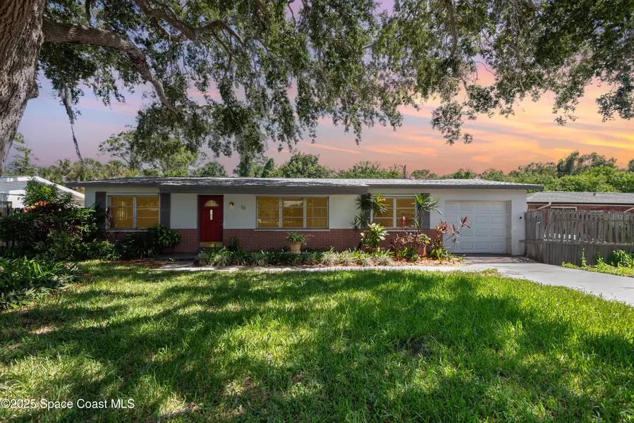 15 Skyline BLVD, Merritt Island, FL 32953