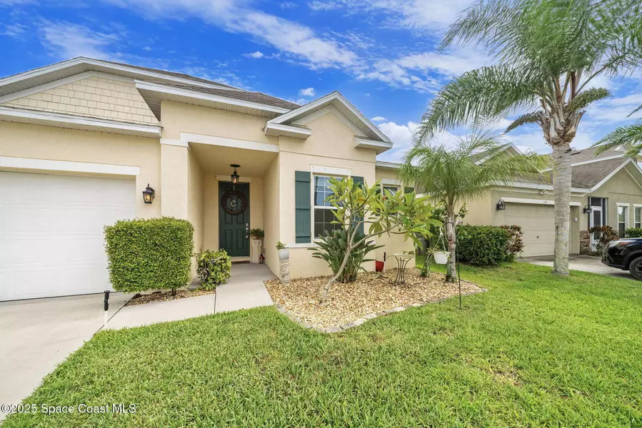 145 Breakaway TRL, Titusville, FL 32780