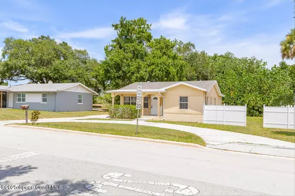 Rockledge, FL 32955,1020 Seminole DR