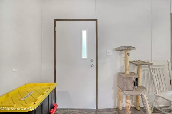 Merritt Island, FL 32953,315 Nice CT