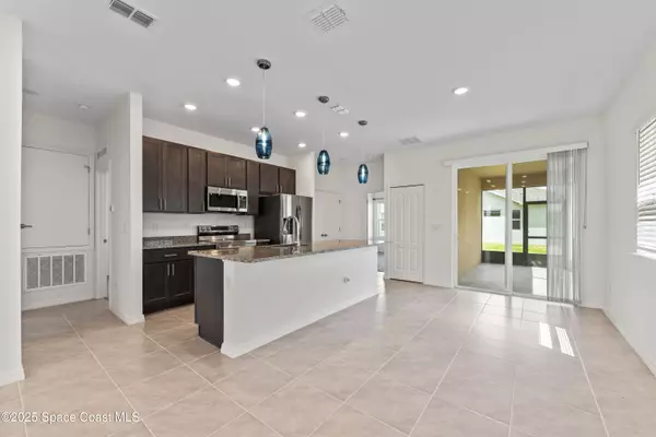 Palm Bay, FL 32909,1037 Canfield CIR SE