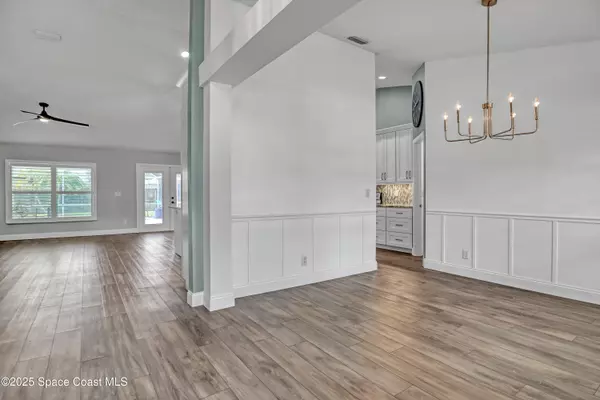 Palm Bay, FL 32908,564 Hammond ST SW